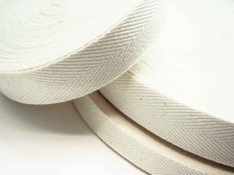 綿素材の平紐は汎用性があり用途多彩 ラッピング 包装資材｜綿テープ｜町田絲店｜町田糸店は、組紐やオリジナルストラップ、リボンの販売をしております。